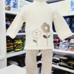 Conjunto de ropa con leggins para niña con flores